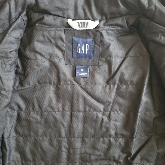 Gap - Picture 9 of 12